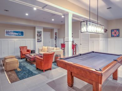 Posh Five Bedrooms Residence in The Hamptons Posh Five Bedrooms Residence in The Hamptons